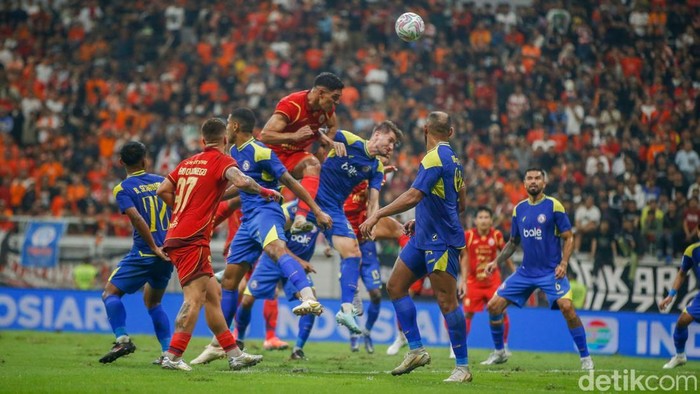 Persija Sikat Arema FC, Skor Telak yang Bikin Geleng Kepala!