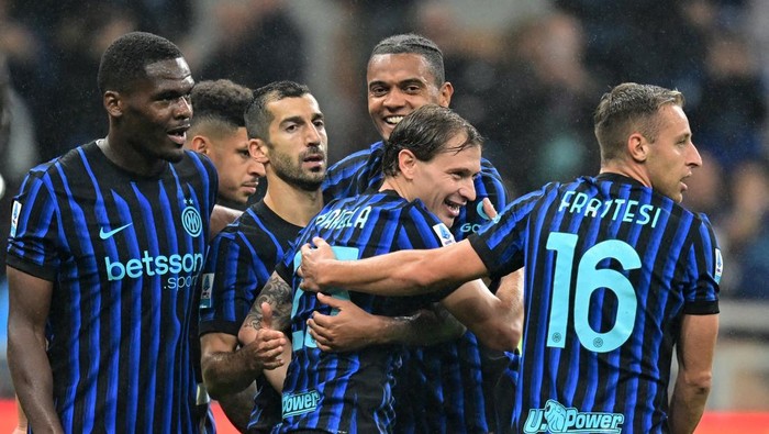 Inter Hancurkan Cremonese, Pertandingan yang Penuh Gol!